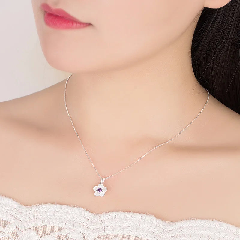 Collier femme fleur de pêcher rose et violet – Bijou élégant